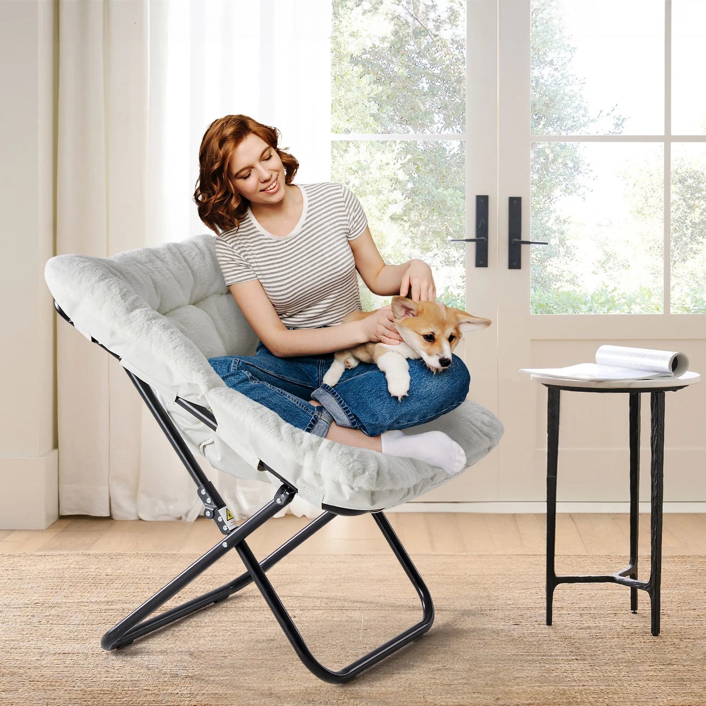 JHK Cozy Saucer Chair With Faux Fur Padded Seat Folding